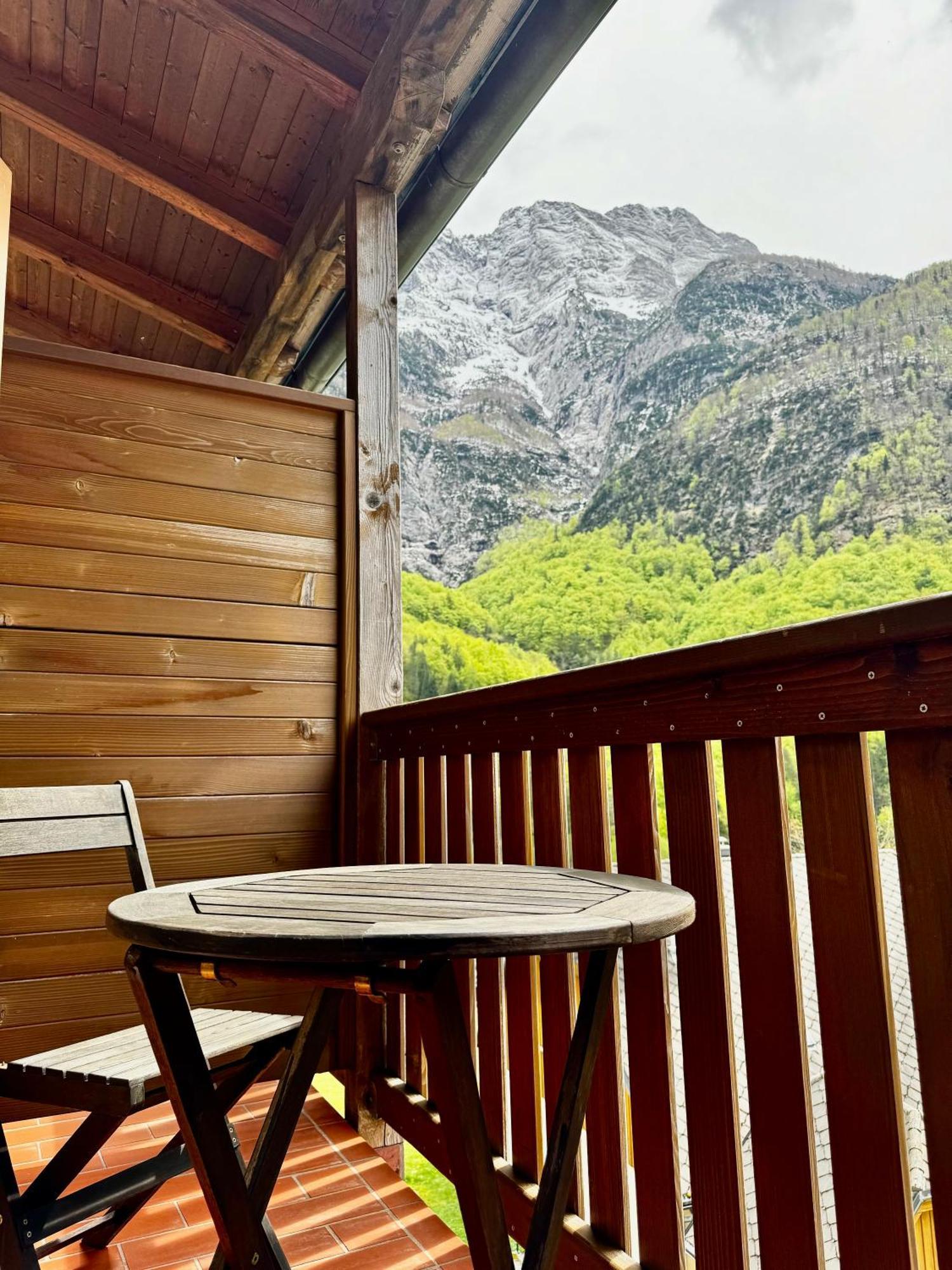 Hotel Alpine لوغ بود مانغارتوم المظهر الخارجي الصورة